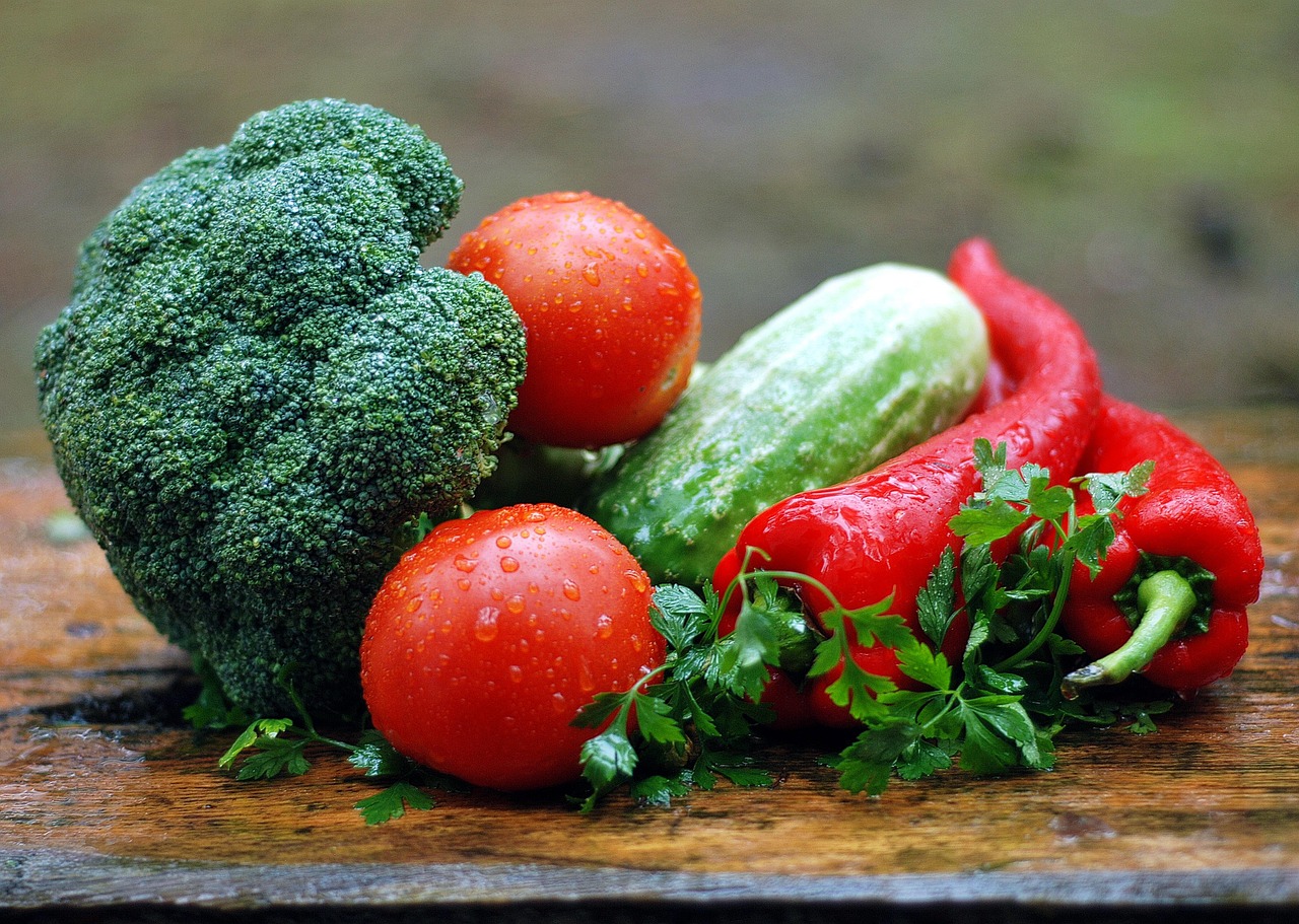 Whole30 Kitchen: Ingenious Recipes, Unrestricted Palate.